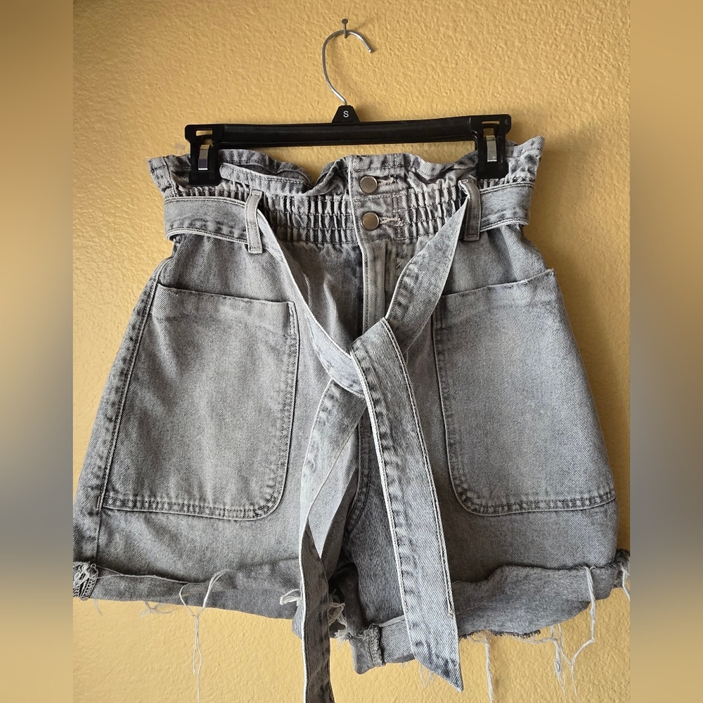 Zara Light Gray Women's Jean Shorts